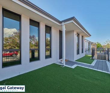 146A Lyon Road, AUBIN GROVE WA 6164 - Photo 5
