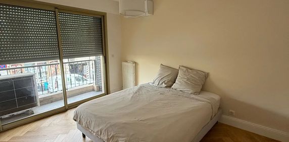 Location Appartement 3 pièces 63m² ST LAURENT DU VAR 06700 - Photo 2