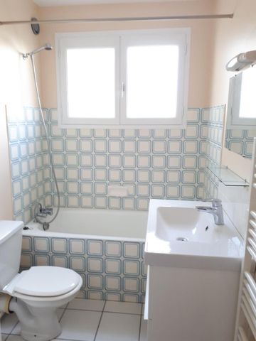 F2-RUE ALEXIS CARREL - Photo 5