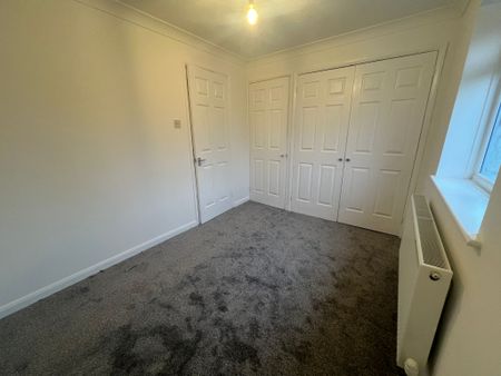 Gorse Meade, Slough - Photo 4