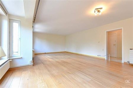 Appartement te huur - Foto 2