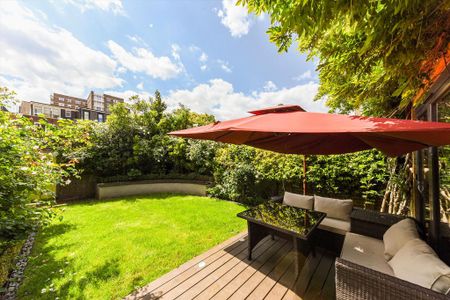 4 bedroom townhouse to rent - Photo 2