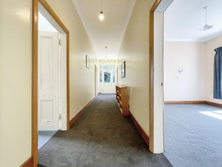 Welcome to B/123 Glenmore Street - Photo 3