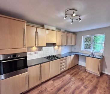 4 bedroom detached house to rent - Photo 1