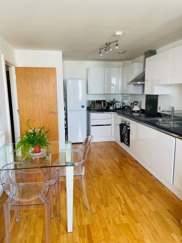 1 Bed Flat, Dowells Street, SE10 - Photo 5
