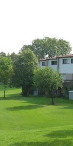 Bergamot/Golden Elms Townhomes - Photo 3