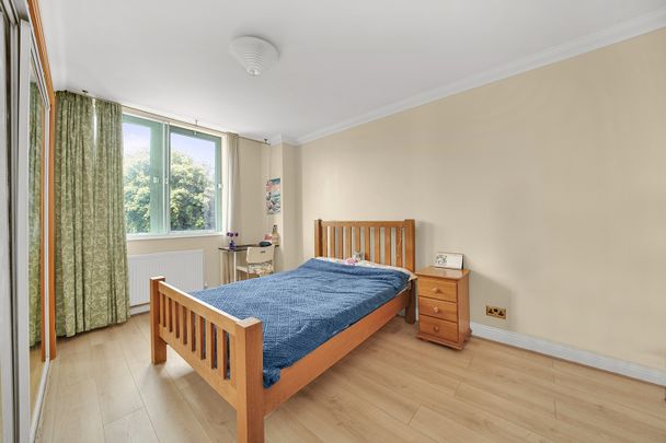 2 Bed Flat, Jubilee Heights, NW2 - Photo 1