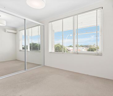 Beachside 2 Bedroom Apartment - Photo 1