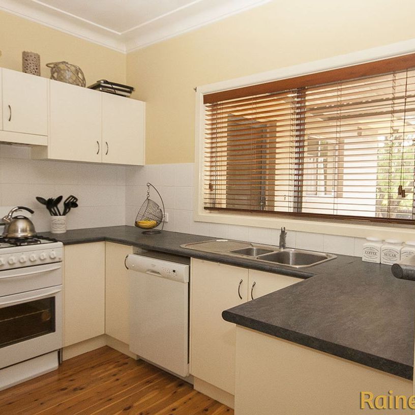 31 Meek Street, Dubbo, NSW 2830 - Photo 1