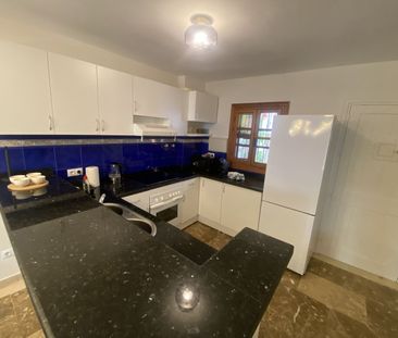 Townhouse in Estepona - Photo 6