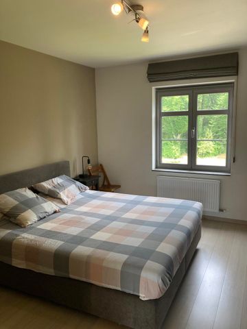 Recent appartement met prachtig terras en garagebox - Photo 2