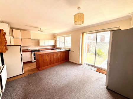 3 bedroom house to rent - Photo 3