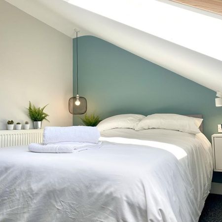 6 bedroom house of multiple occupation to rent - Photo 3