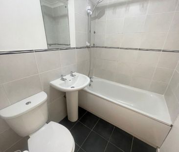 DIBDEN CLOSE, MUSCLIFF (P01205) - Photo 6
