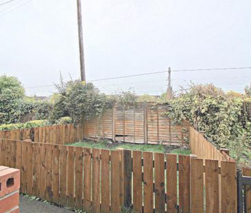 3 bedroom terraced house to rent - Photo 5