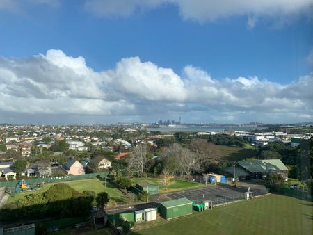 508/74 Anzac Street, Takapuna - Photo 3