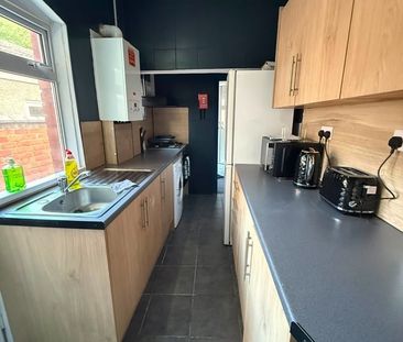 5 Bed Terraced House, St Margaret Road, CV1 - Photo 6