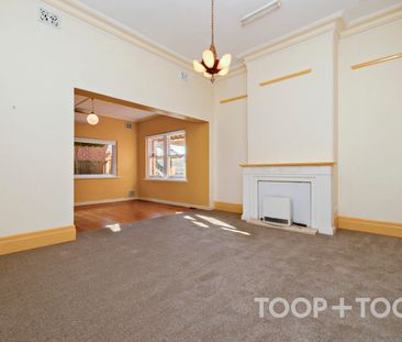 Charming 2 Bedroom Cottage - Photo 1