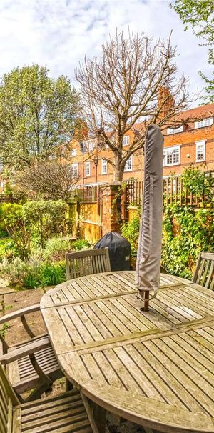 Fabulous family home in Bedford Park - Photo 1