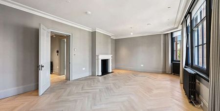An exceptional four-bedroom apartment, newly refurbished in the heart of Mayfair. - Photo 3