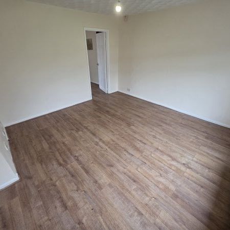 Elmore Road, Patchway - Photo 1