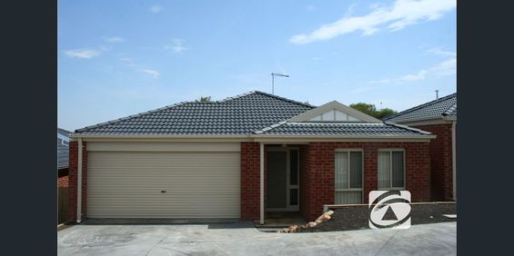 NORTH SIDE BEAUTY - Photo 3