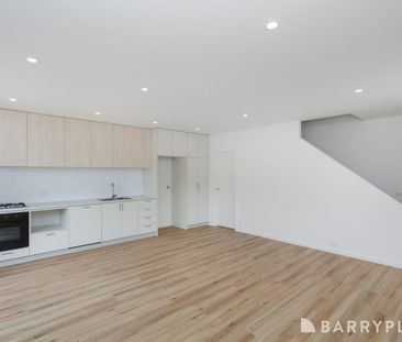 Modern, Low-Maintenance Living in the Heart of LUMA Estate with 7 s... - Photo 5