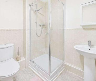 Holywell Drive, Warrington, WA1 - Photo 4