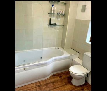 Room in a Shared House, Manor Oaks Road, S2 - Photo 4