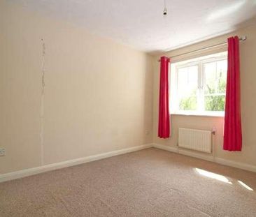 Towcester - Wonderful Bed Semi Fully Redecorated & New Carpets, NN12 - Photo 2