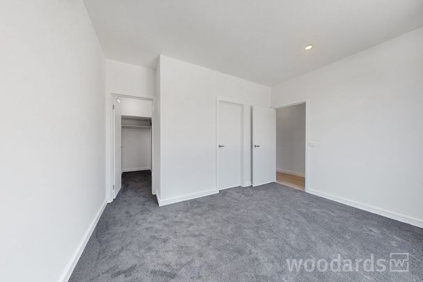 Brand New 3-Bedroom Townhouse for Rent – Stylish & Convenient! - Photo 1