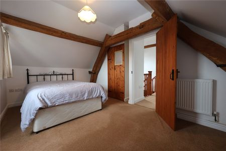 Pigeon House Farm, Eldersfield, Worcestershire, GL19 4NW - Photo 4