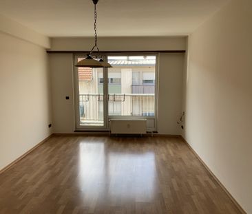 Location Appartement 4 pièces 95m² SARREGUEMINES 57200 - Photo 6