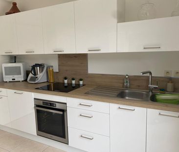 Location Maison 4 pièces 108m² CANNES 06400 - Photo 3