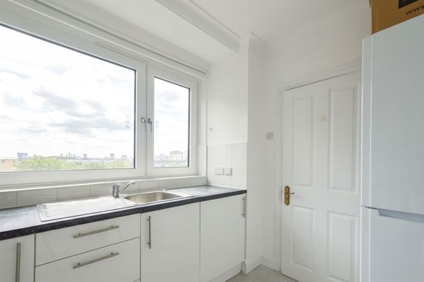Flat 25, Lords View St. Johns Wood Road, London, NW8 7HL - Photo 1