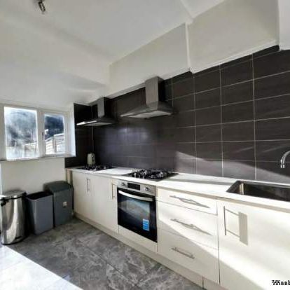 5 bedroom property to rent in London - Photo 1