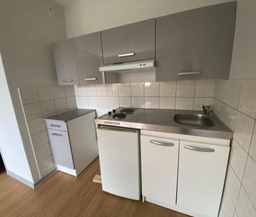 Location Appartement 1 pièce 30m² CLERMONT FERRAND 63000 - Photo 2