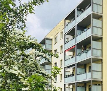 2 Zimmerwohnung mit Balkon wartet auf Dich - Photo 1