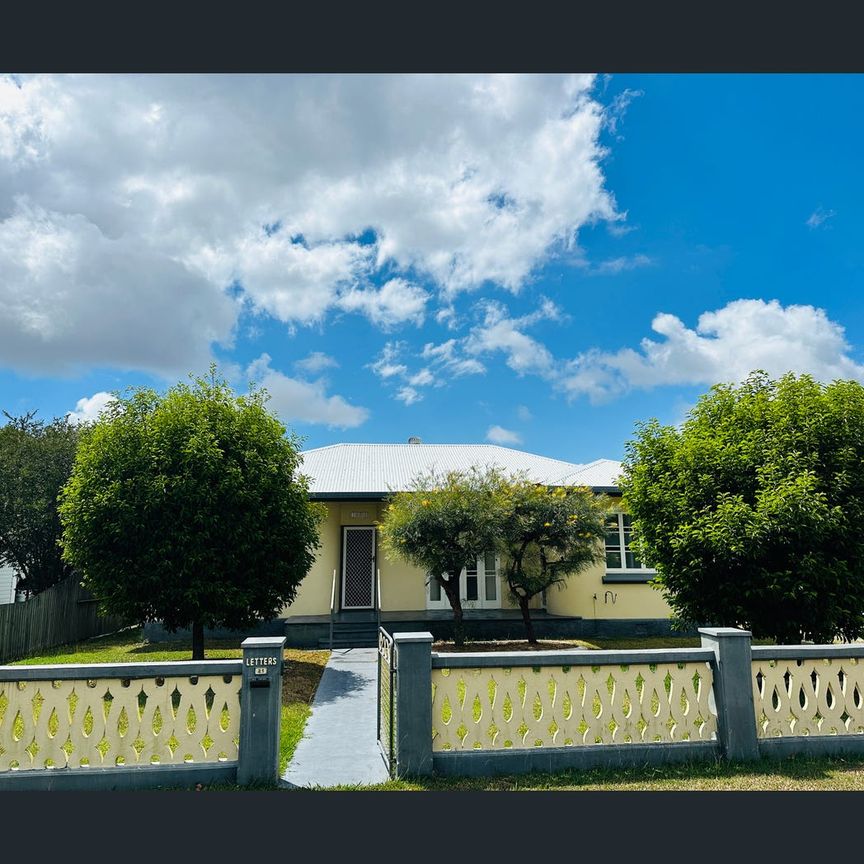 37 Firefly Cr, Ooralea, Qld 4740 - Photo 1