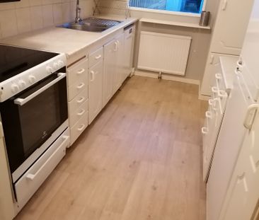 Hammarkroken, Angered - Photo 1