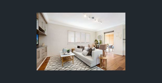 Lifestyle Apartment in Beachside Location - Level Walk to Beach - Photo 1