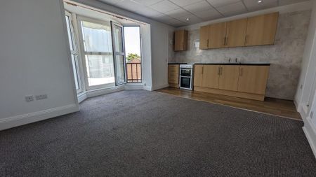 2 bedroom apartment to rent - Photo 4