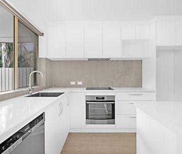 Find privacy: where modern comfort meets coastal convenience - Photo 5