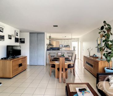 Location Maison 5 pièces 95m² ST BONNET PRES RIOM 63200 - Photo 1