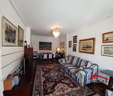 Piso de alquiler en Centro - Photo 1