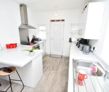 Kepier Crescent, Durham, DH1 - Photo 6