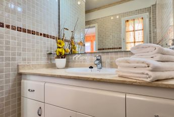 Chalet pareado · Alquiler a largo plazo ·