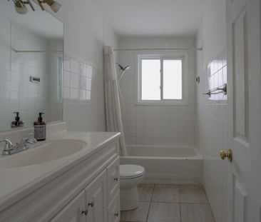 For Lease - 12 Mendip Crescent, London South, Ontario - Photo 5