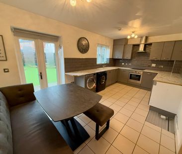 3 bedroom House To Let - Photo 6