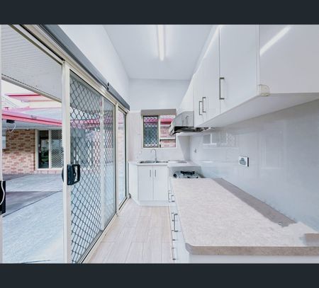 12 Redgum Place, Calamvale, Qld 4116 - Photo 5
